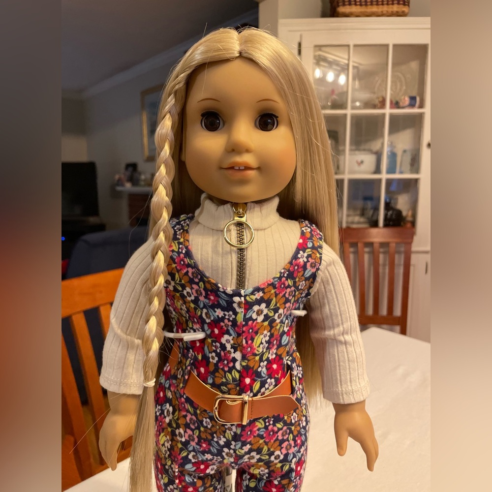 Pleasant Company Julie Albright Doll American Girl